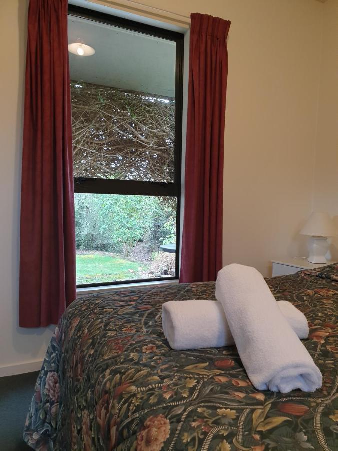 Lake Brunner Country Motel & Holiday Park Moana Værelse billede