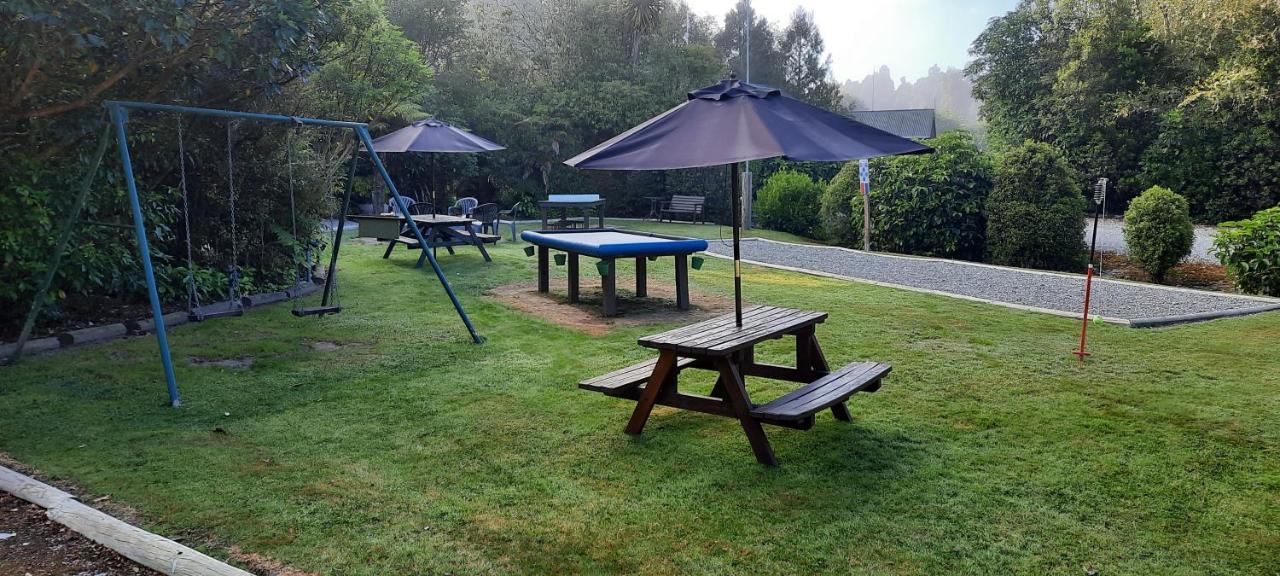Lake Brunner Country Motel & Holiday Park Moana Eksteriør billede